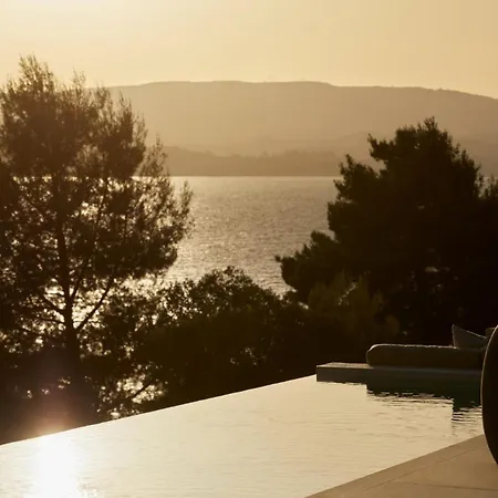 The Wildt - Exclusive Coastal Living Villa