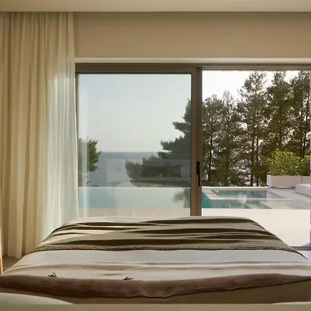 The Wildt - Exclusive Coastal Living *