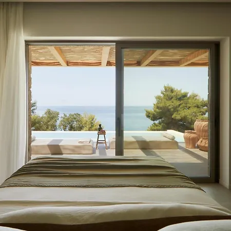 The Wildt - Exclusive Coastal Living Argostolion