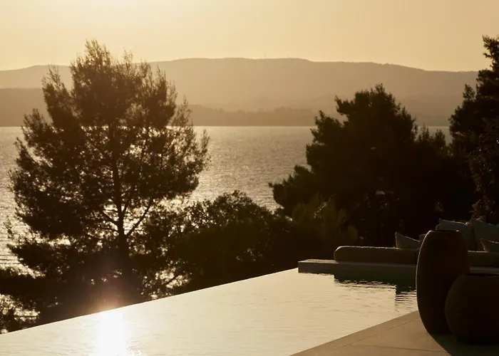 The Wildt - Exclusive Coastal Living Villa